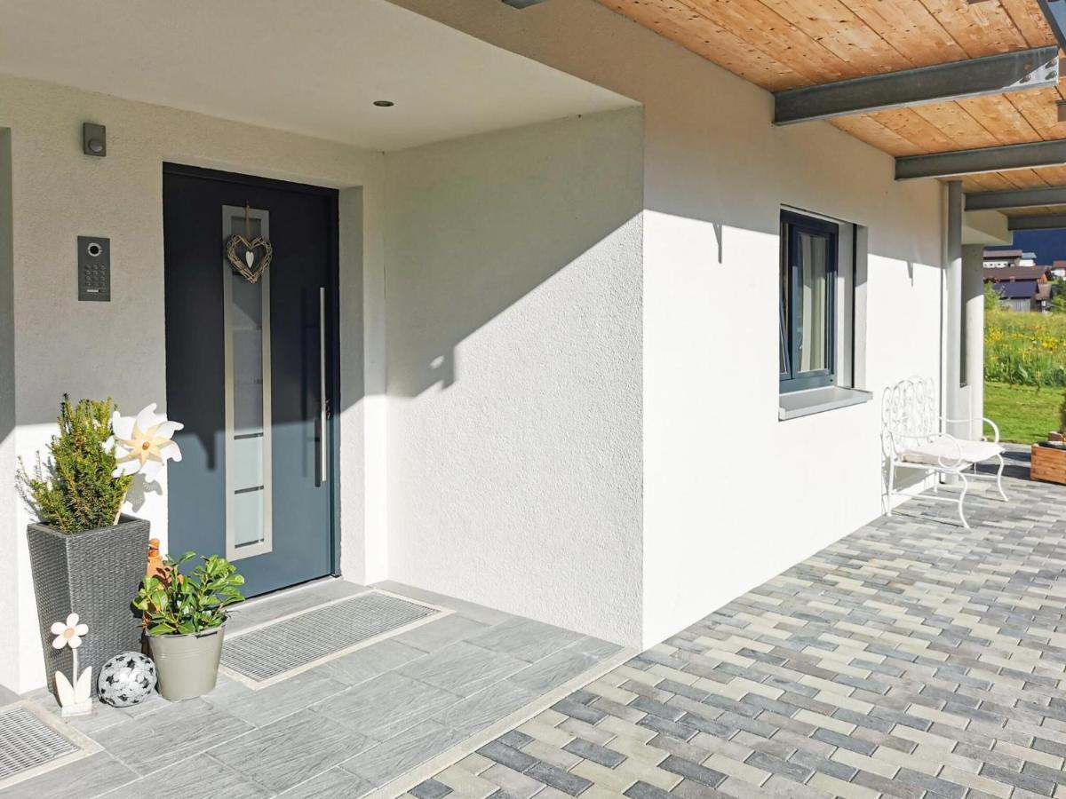 Apartment In Near The Area *